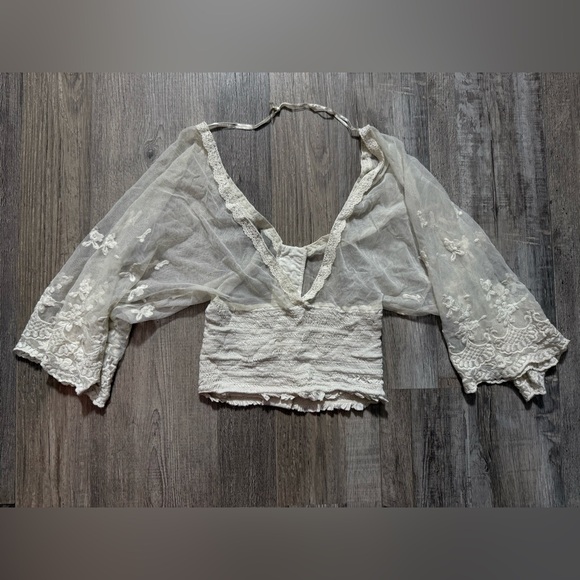 Vintage Boho Lace Crop Top Blouse with Bell Sleeves -Romantic Floral Embroidery - Picture 1 of 8